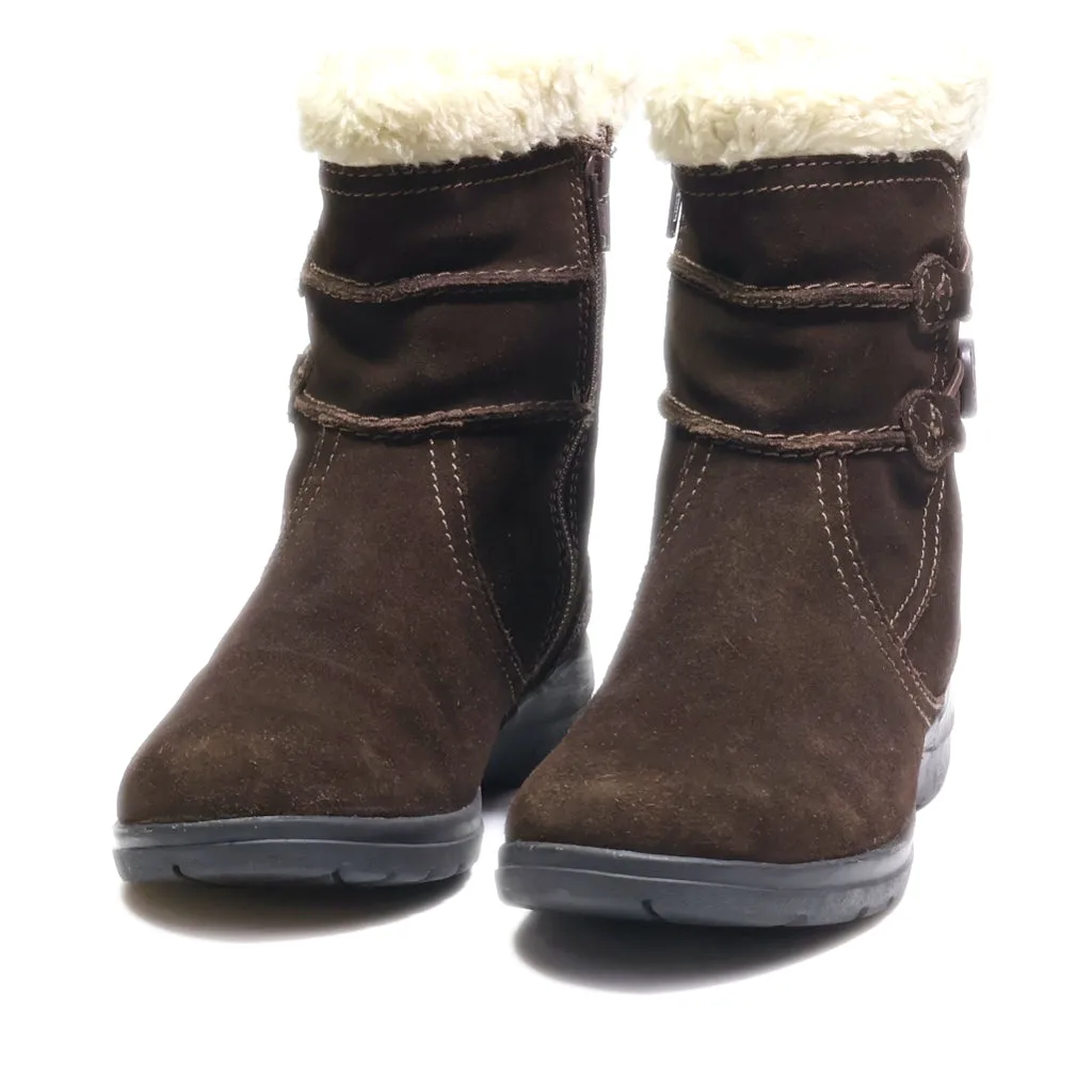 Clarks Snow Boots Suede Brown Colour For Women