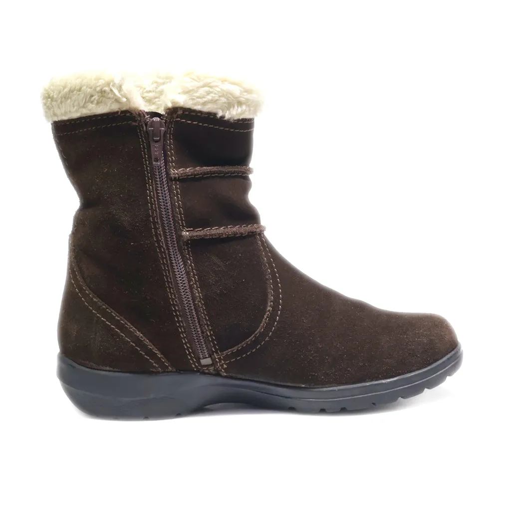 Clarks Snow Boots Suede Brown Colour For Women